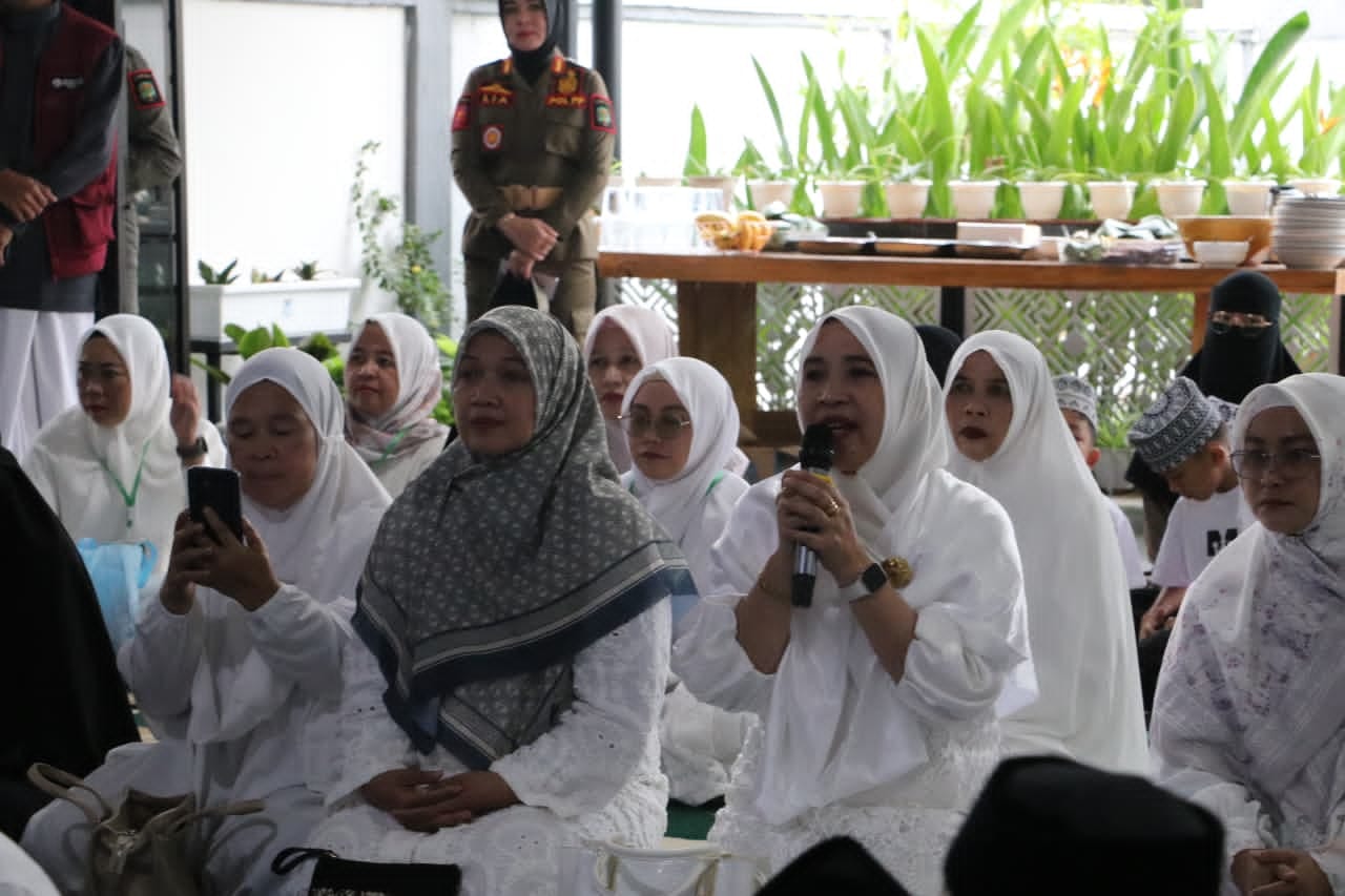 Kadis PMD Luwu Utara Hadiri Pengajian Subuh Bersama Ustadz Abdul Somad