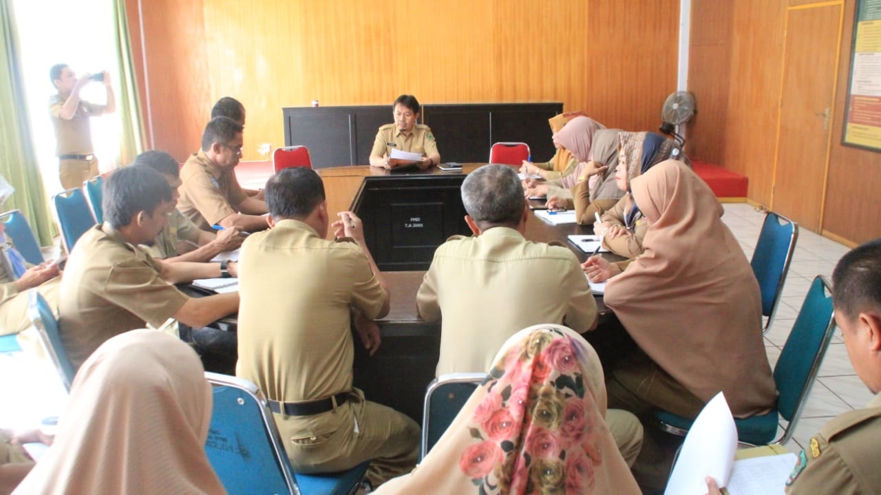 RAPAT RUTIN DINAS PMD